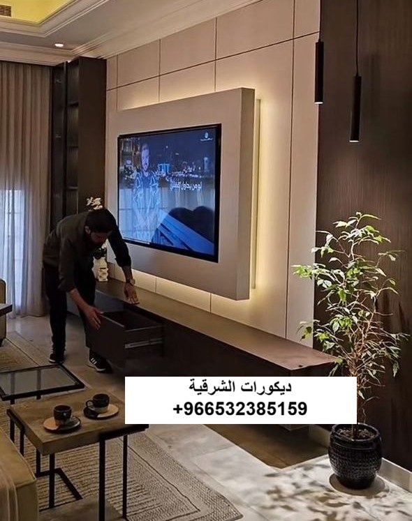 ديكور شاشة تلفزيون فيلا سكنية في الظهران — ديكورات الشرقية — عمل 10